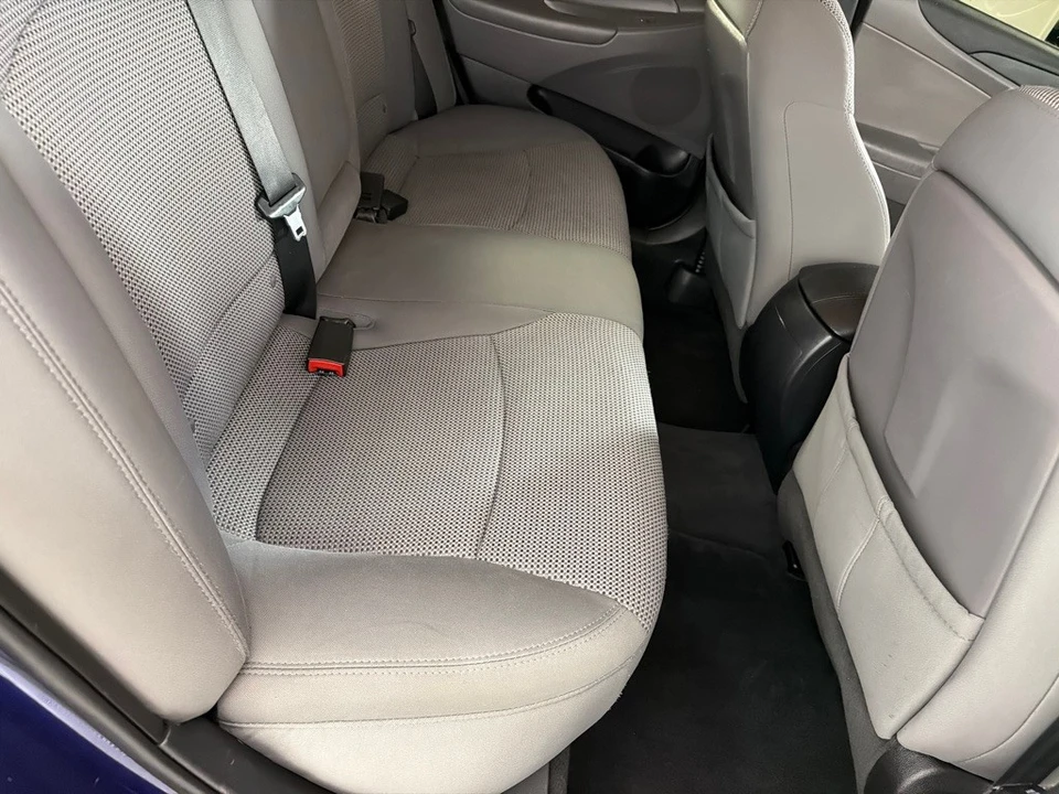 2011 Hyundai Sonata - Image 17 of 21