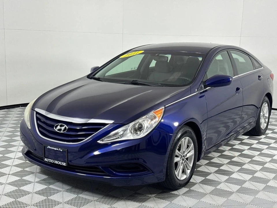 2011 Hyundai Sonata - Image 8 of 12