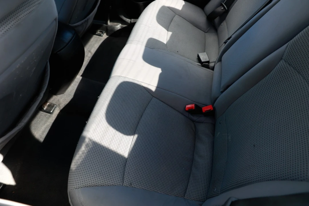 2011 Hyundai Sonata - Image 10 of 21