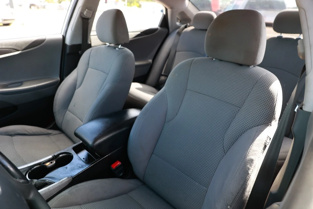 2011 Hyundai Sonata - Image 6 of 21