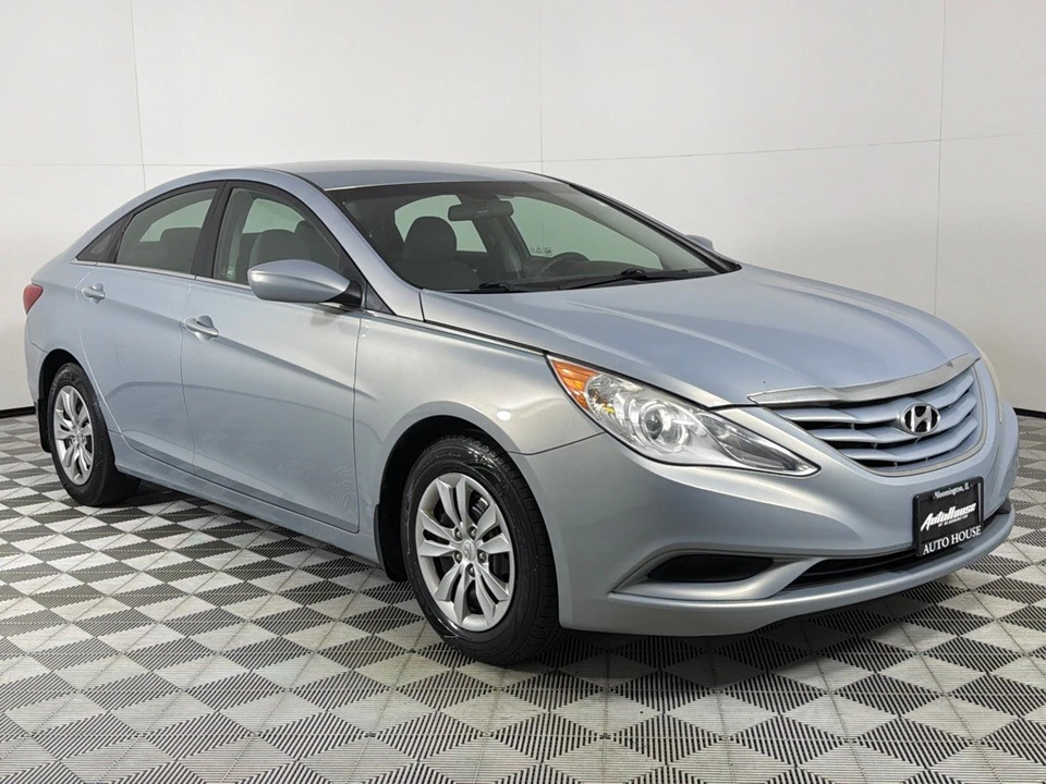 2011 Hyundai Sonata - Image 3 of 21