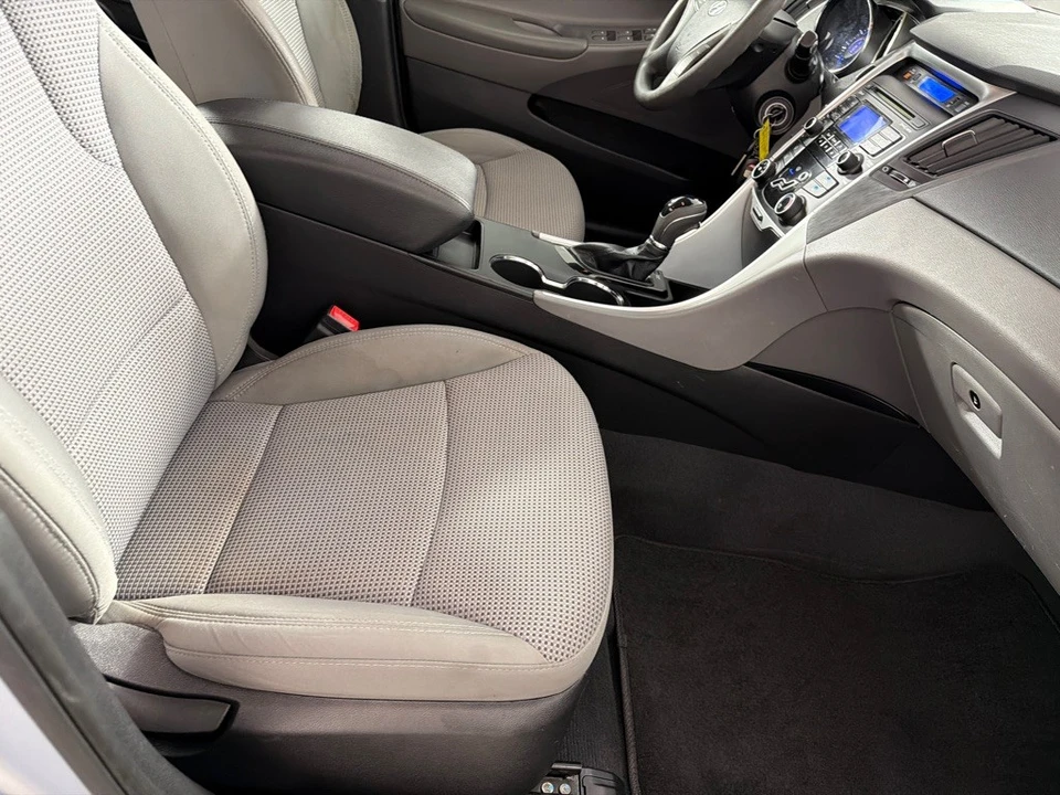 2011 Hyundai Sonata - Image 21 of 21