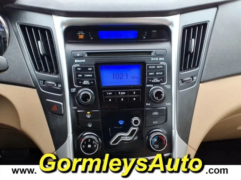 2011 Hyundai Sonata - Image 9 of 9