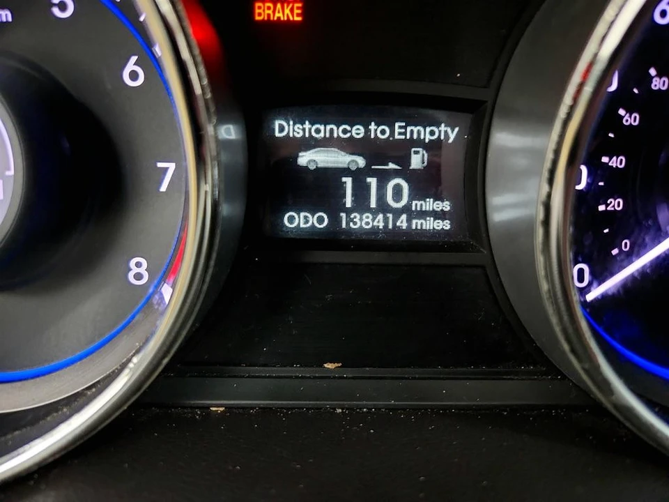 2011 Hyundai Sonata - Image 15 of 21