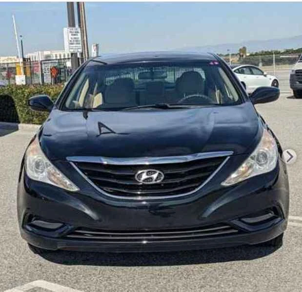 2011 Hyundai Sonata - Image 2 of 18