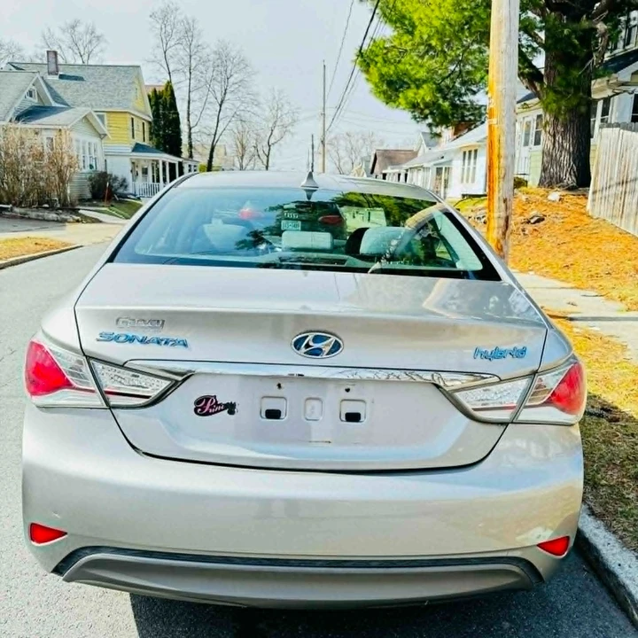 2011 Hyundai Sonata - Image 6 of 21
