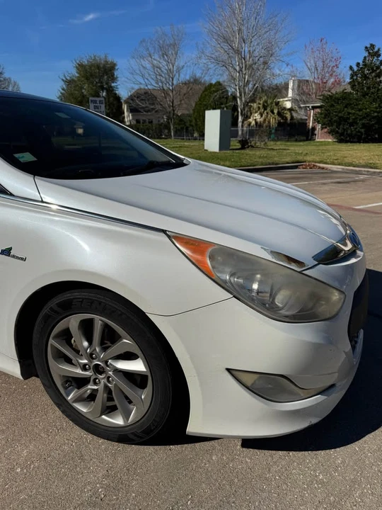 2011 Hyundai Sonata - Image 3 of 20