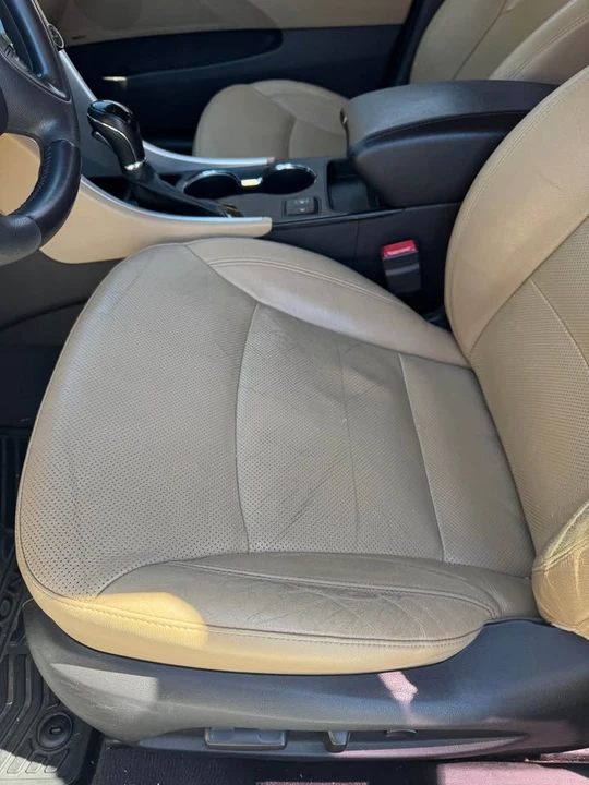 2011 Hyundai Sonata - Image 18 of 20