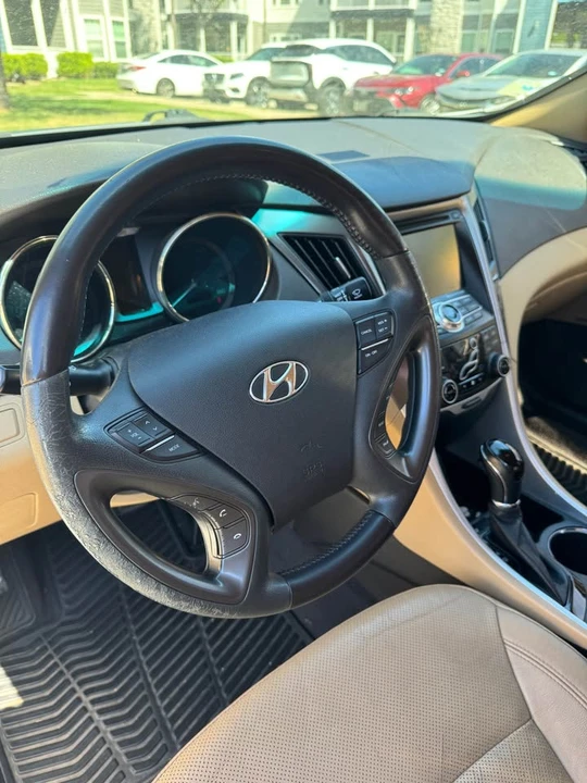 2011 Hyundai Sonata - Image 19 of 20