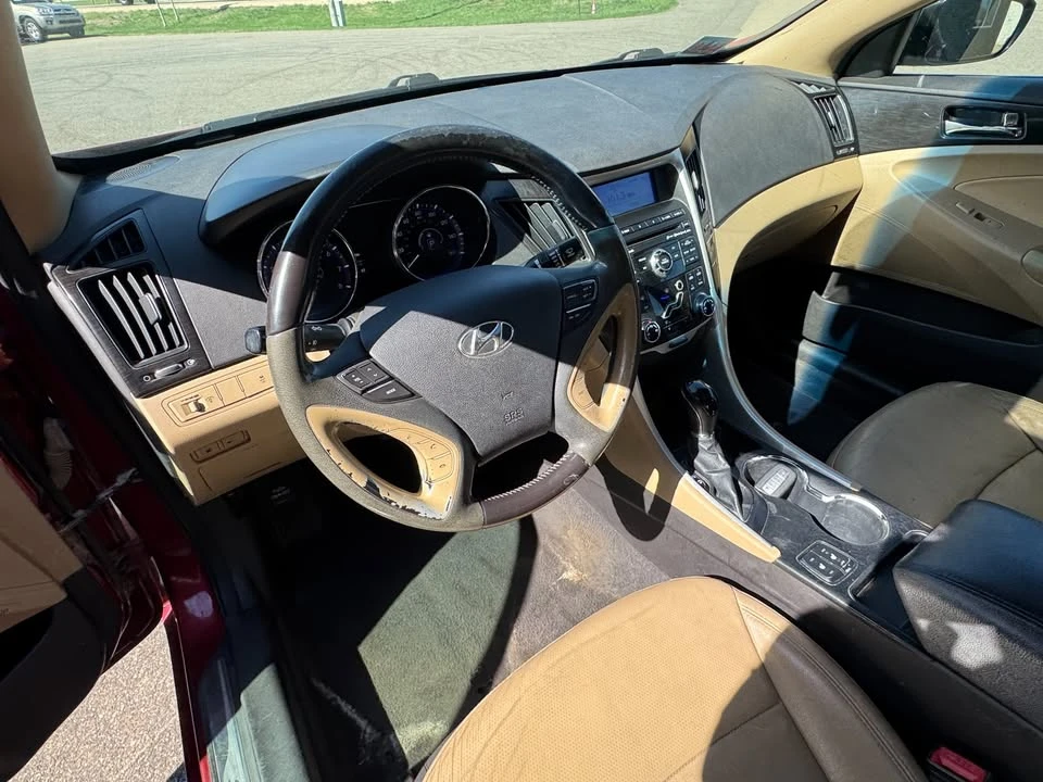 2011 Hyundai Sonata - Image 8 of 20