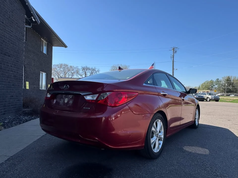 2011 Hyundai Sonata - Image 6 of 20