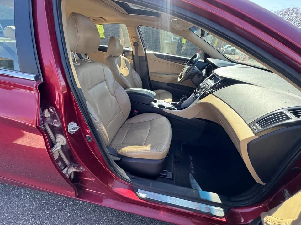 2011 Hyundai Sonata - Image 19 of 20