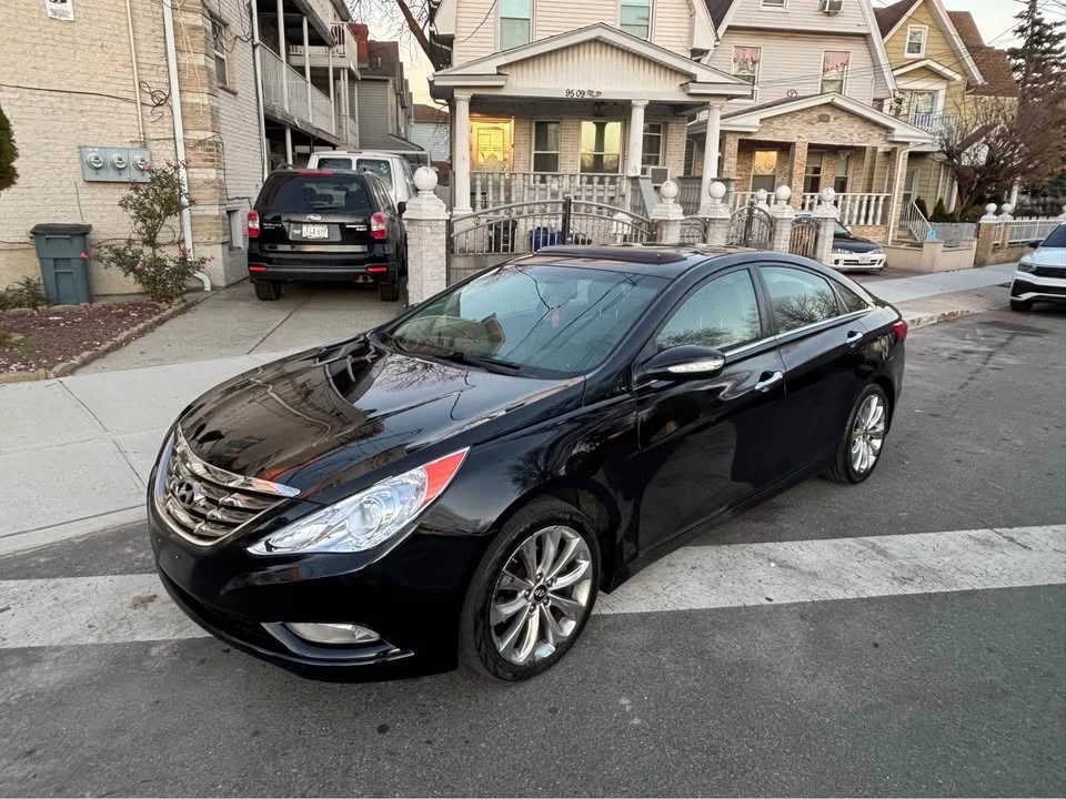 2011 Hyundai Sonata - Image 7 of 14