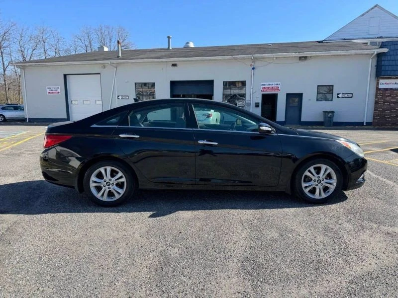 2011 Hyundai Sonata - Image 7 of 12
