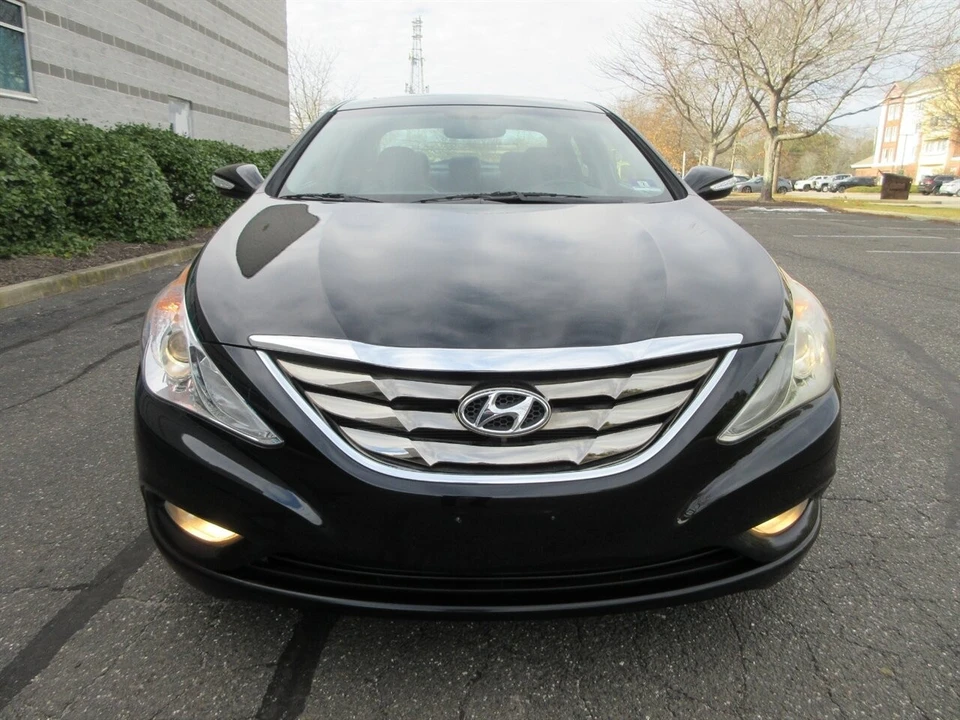 2011 Hyundai Sonata - Image 15 of 21
