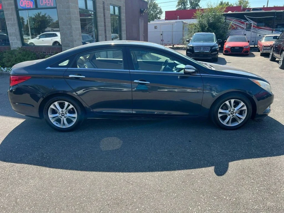 2011 Hyundai Sonata - Image 6 of 21