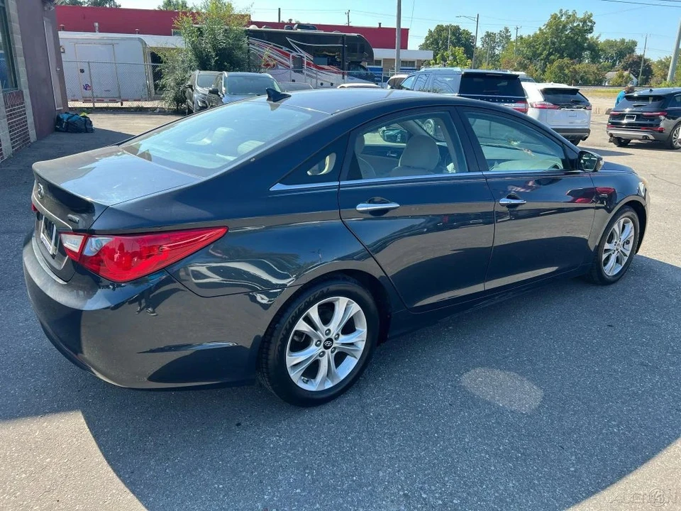 2011 Hyundai Sonata - Image 5 of 21
