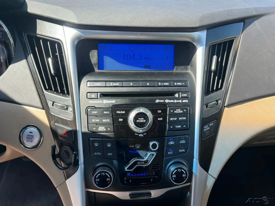 2011 Hyundai Sonata - Image 18 of 21