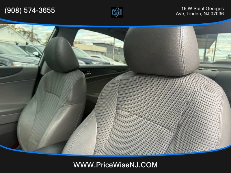 2011 Hyundai Sonata - Image 10 of 12
