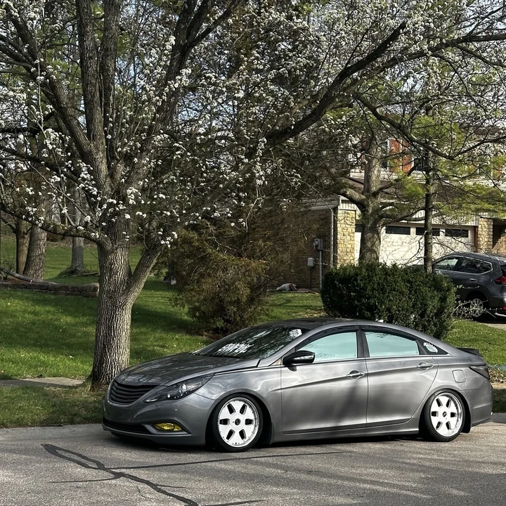 2011 Hyundai Sonata - Image 6 of 6