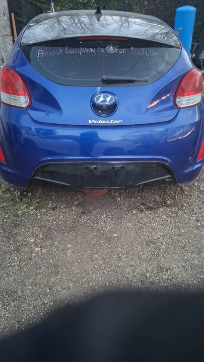 2011 Hyundai Veloster - Image 3 of 3