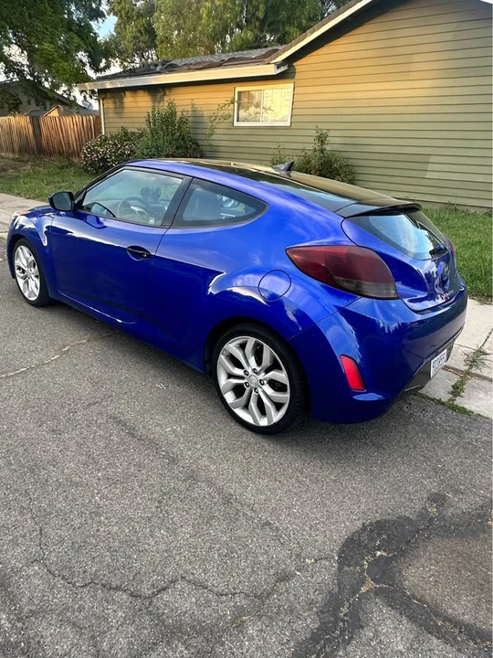 2011 Hyundai Veloster - Image 4 of 12