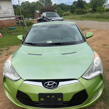 2011 Hyundai Veloster 2.0 Premium Coupe 3D