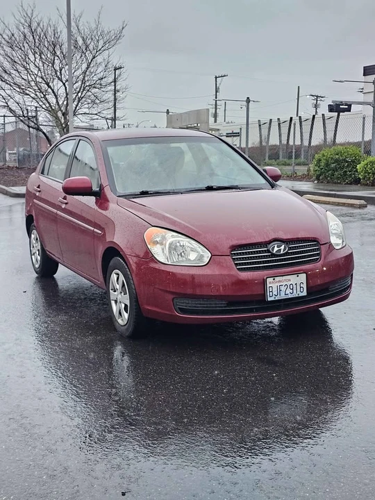 2011 Hyundai Accent - Image 5 of 14