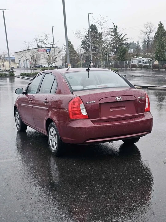 2011 Hyundai Accent - Image 8 of 14