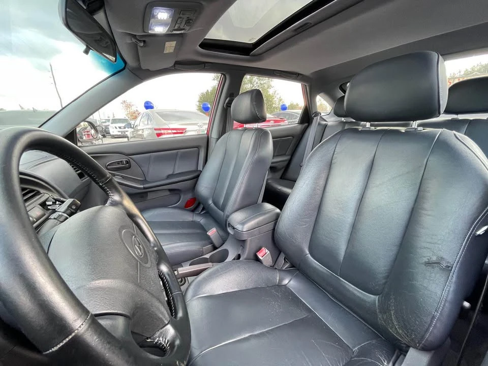2011 Hyundai Elantra - Image 6 of 11