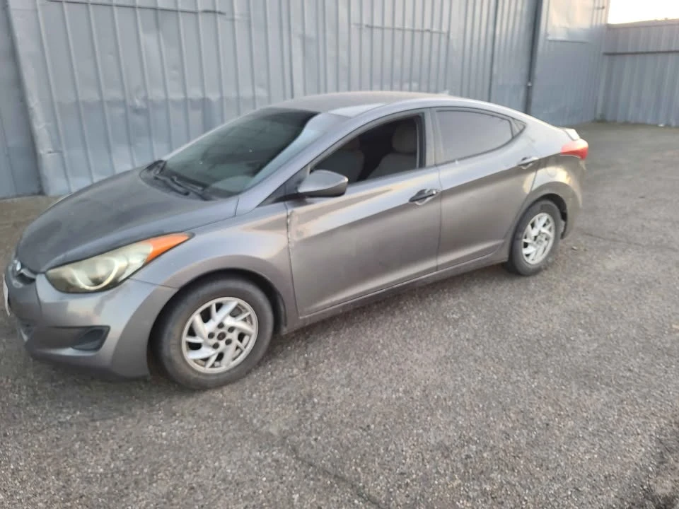 2011 Hyundai Elantra - Image 2 of 7
