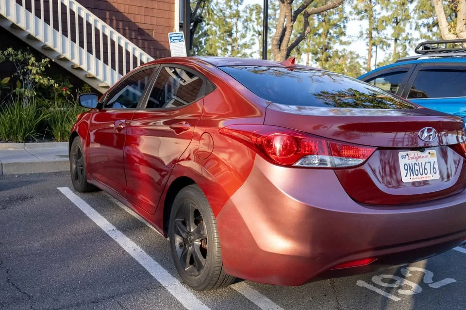 2011 Hyundai Elantra - Image 4 of 12