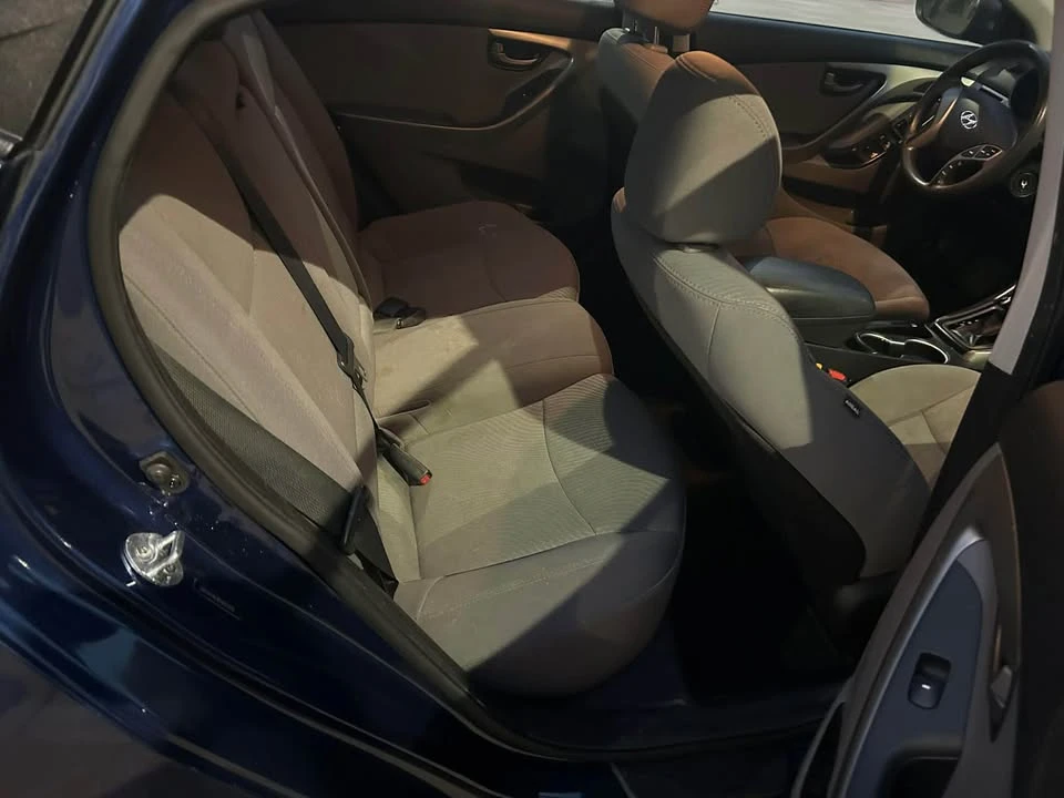 2011 Hyundai Elantra - Image 8 of 10