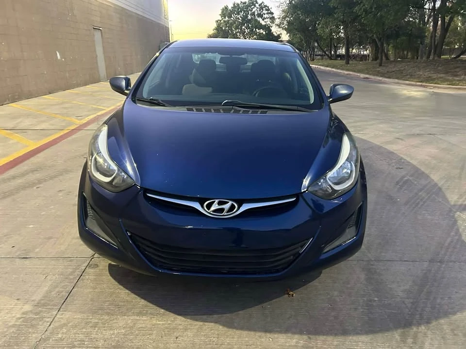 2011 Hyundai Elantra - Image 7 of 10