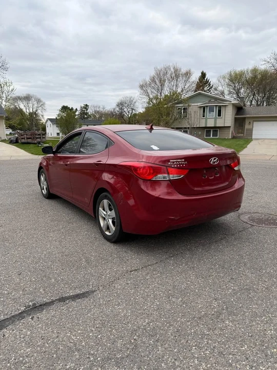 2011 Hyundai Elantra - Image 3 of 9