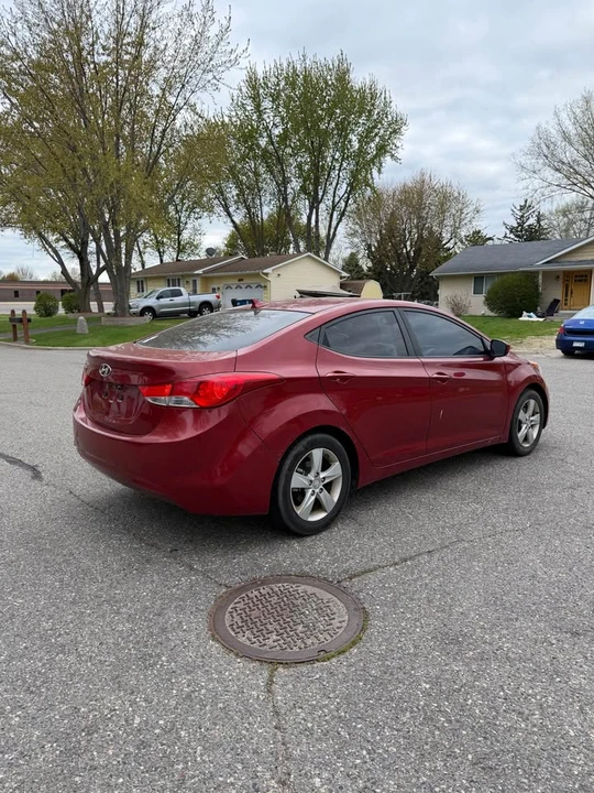 2011 Hyundai Elantra - Image 4 of 9
