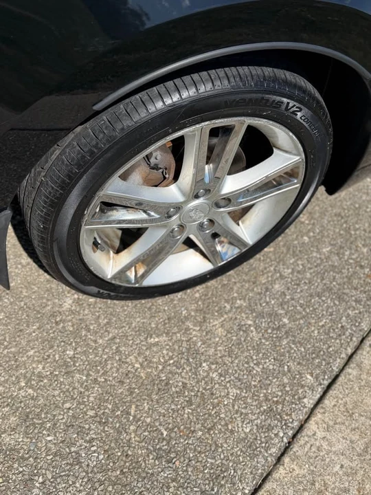 2011 Hyundai Elantra - Image 18 of 19