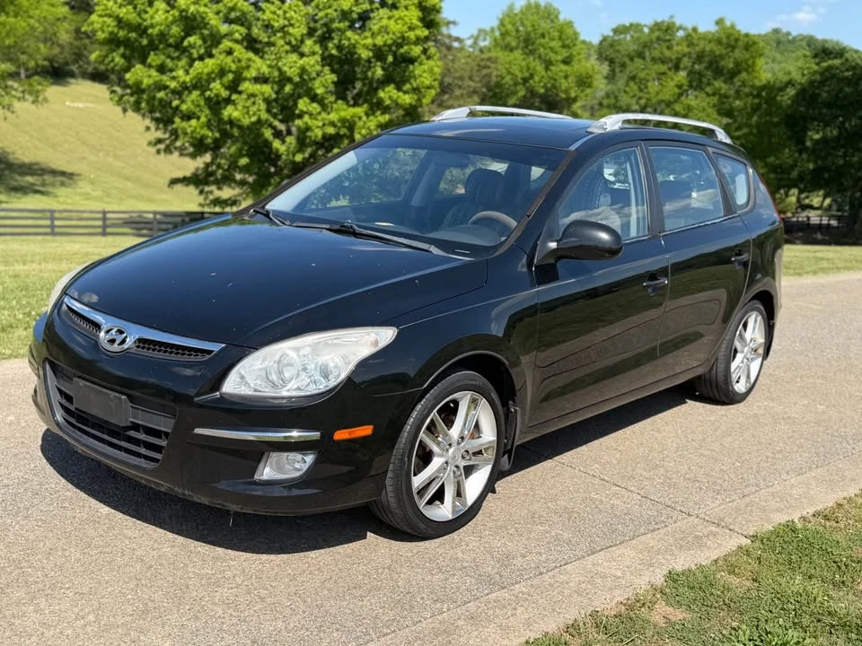 2011 Hyundai Elantra - Image 4 of 19