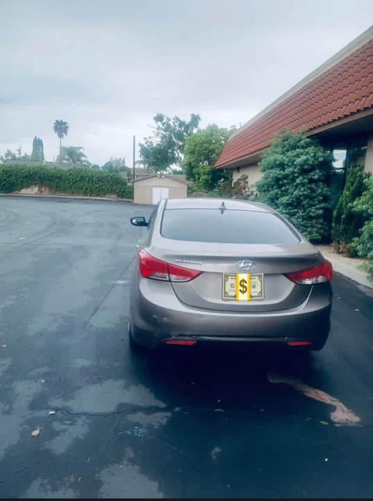 2011 Hyundai Elantra - Image 2 of 7