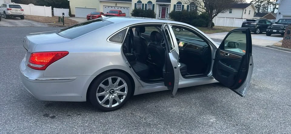 2011 Hyundai Equus - Image 4 of 11