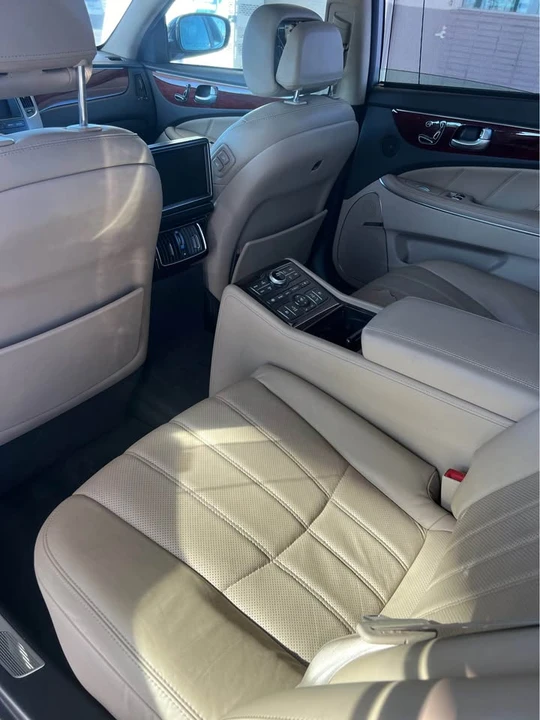 2011 Hyundai Equus - Image 7 of 11