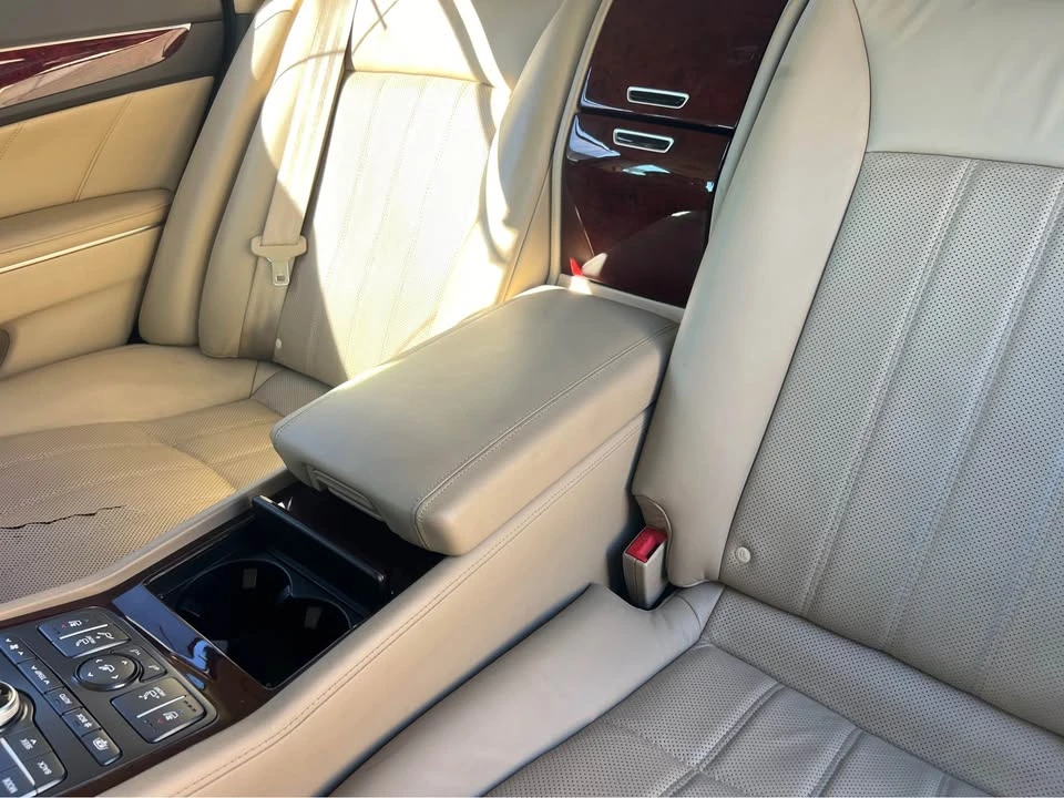 2011 Hyundai Equus - Image 9 of 11