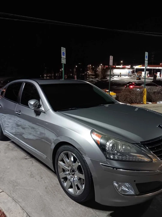 2011 Hyundai Equus - Image 6 of 15