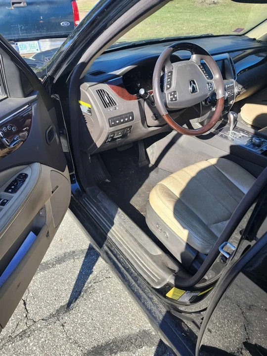 2011 Hyundai Equus - Image 6 of 7