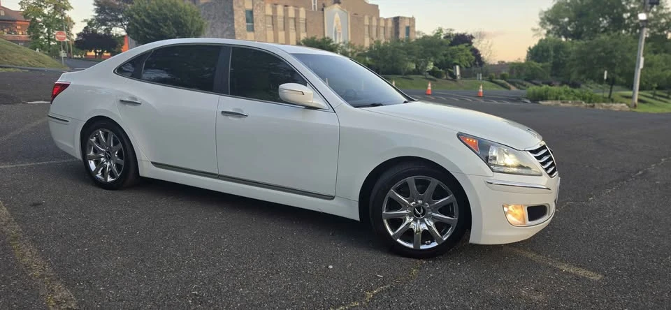 2011 Hyundai Equus - Image 5 of 15