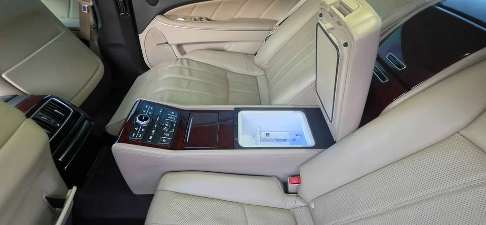 2011 Hyundai Equus - Image 7 of 15