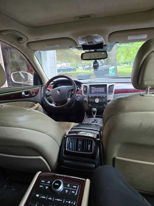 2011 Hyundai Equus - Image 11 of 13