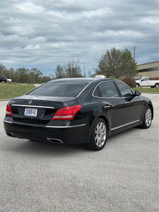 2011 Hyundai Equus - Image 4 of 19