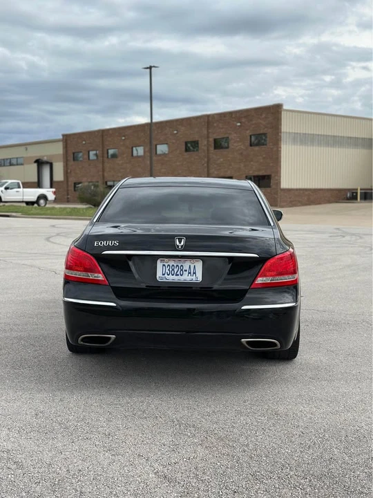 2011 Hyundai Equus - Image 5 of 19
