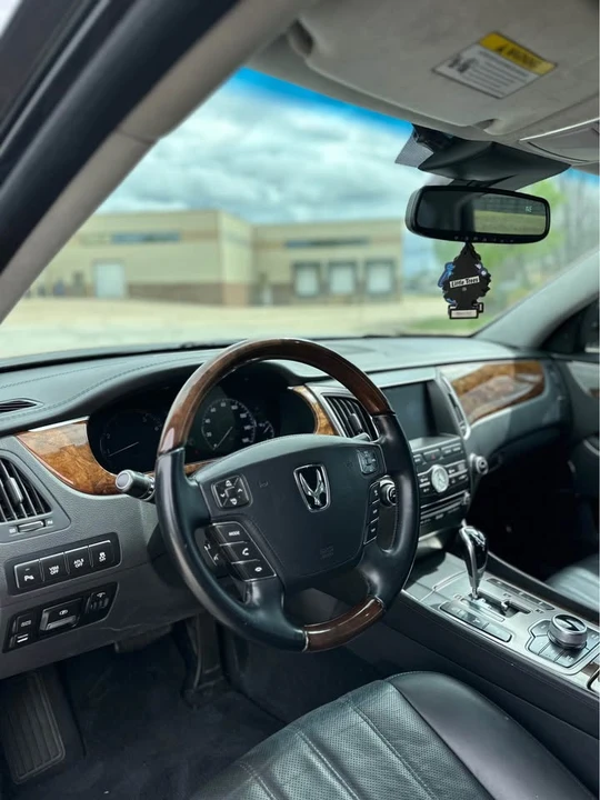 2011 Hyundai Equus - Image 18 of 19